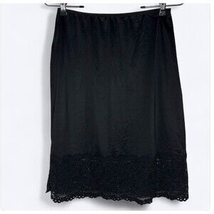 Vanity Fair Black 22” Half Slip Skirt Size M Floral Lace Hem Nylon Blend 11047